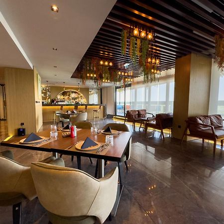 Millennium Place Mirdif دبي المظهر الخارجي الصورة